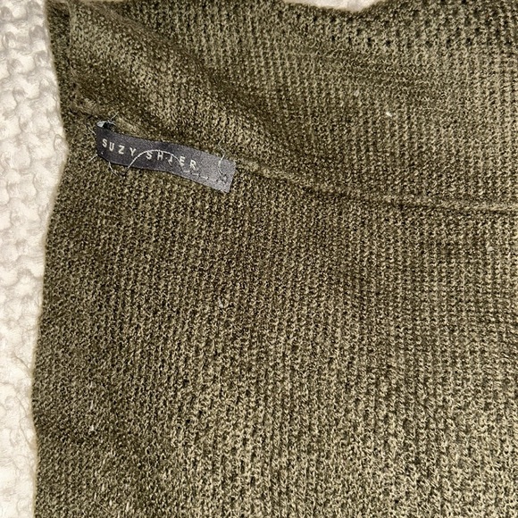 Thick large ombré knit infinity scarf - Picture 2 of 3